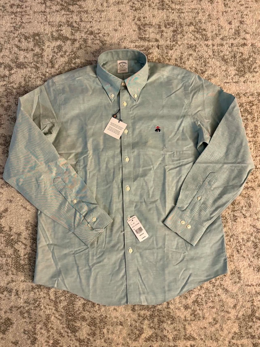 Brooks Brothers Cotton Blend Regent Fit Oxford Button Up Shirt Size Medium NWT